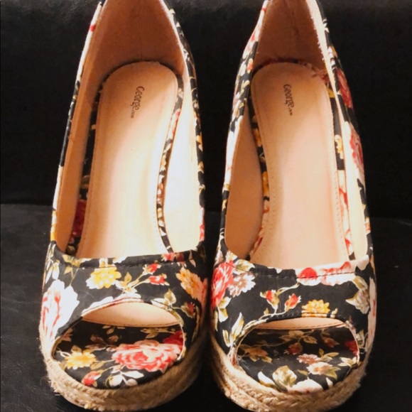 Floral & rope heel - Picture 2 of 3